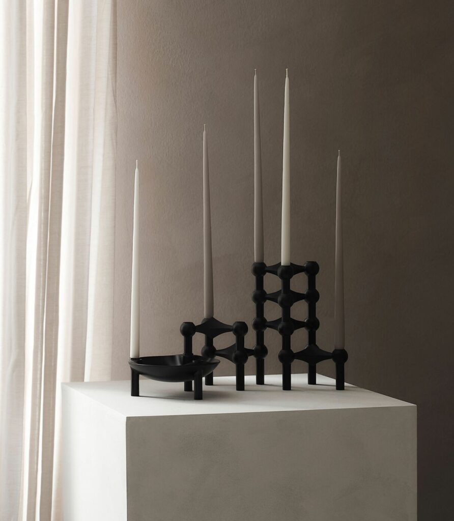 black_1-1333x1600